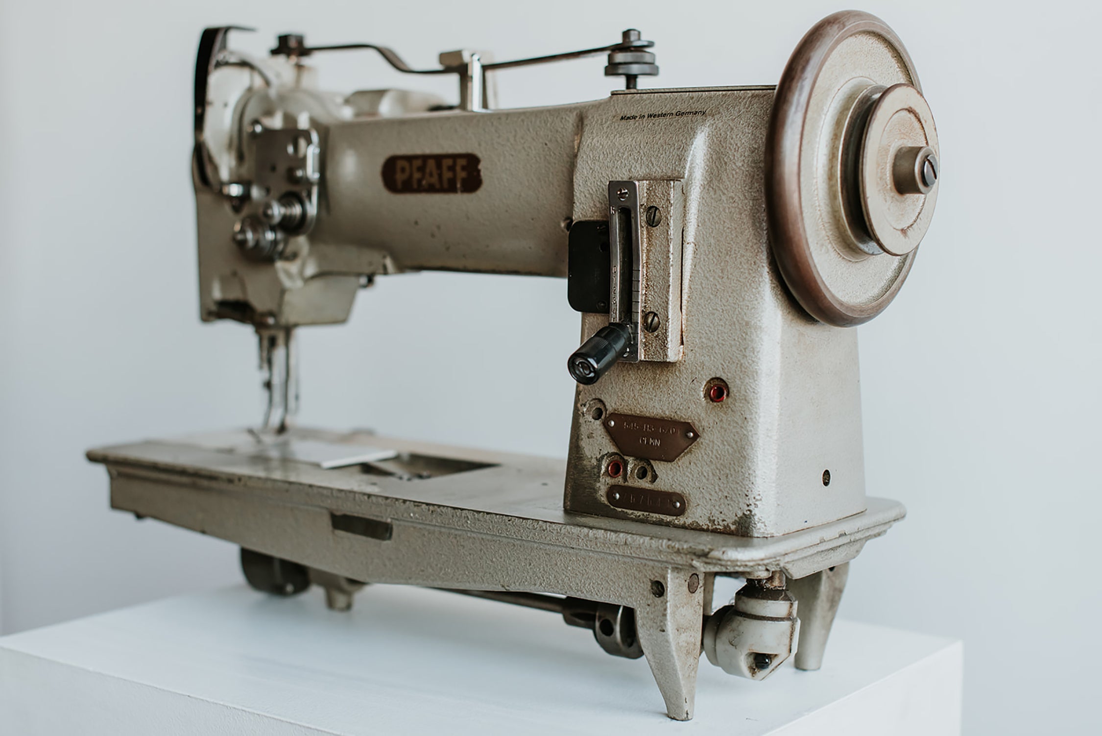 Pfaff 145 Walking Foot - DH Sewing Machines Sales Services & Repairs